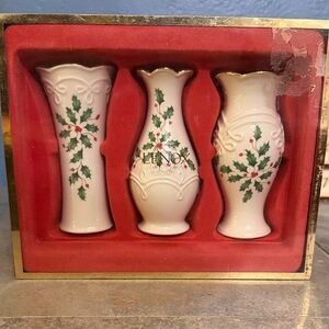 Lenox Festive Holly Vase Trio - White with Green and Red